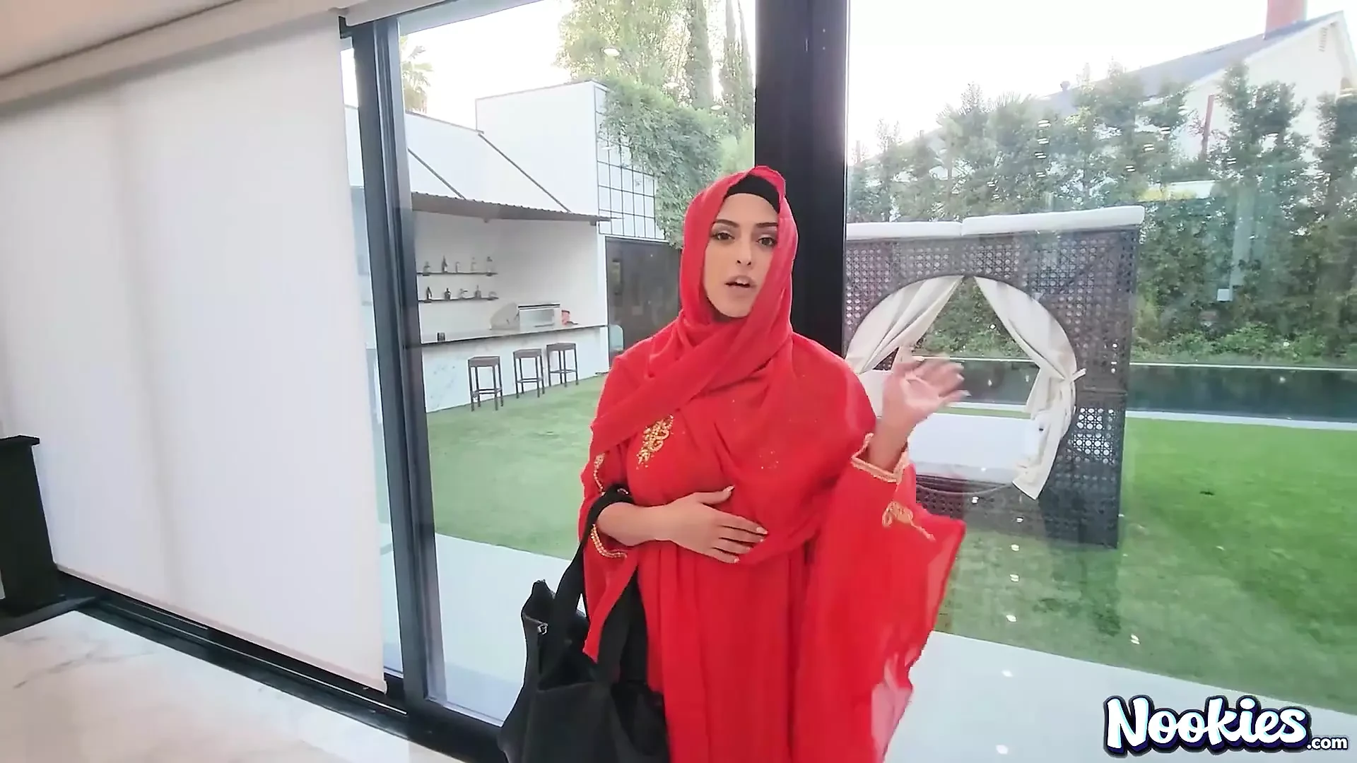 Aquele que escapou - fantasia de gostosa de hijab