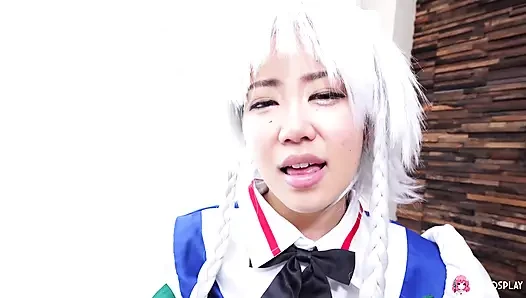 Anna saotome mencoba kostum barunya