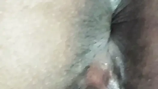 Desi wife ki chut mai hath dala