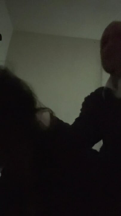 زوجة خائنة تدعو الجار لتناول القهوة