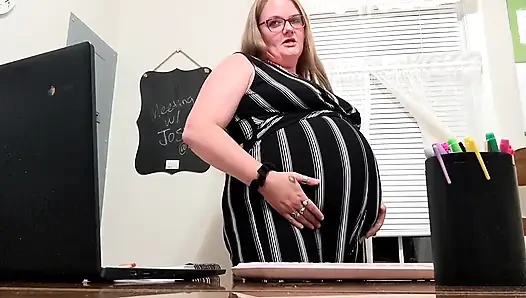 Your Teacher Gives You JOI in Her Office and Reveals That You Got Her Pr...