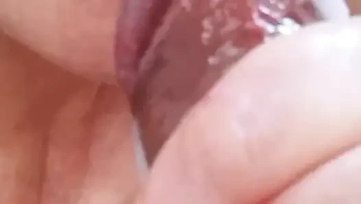 Delicioius Suck with Red Lips
