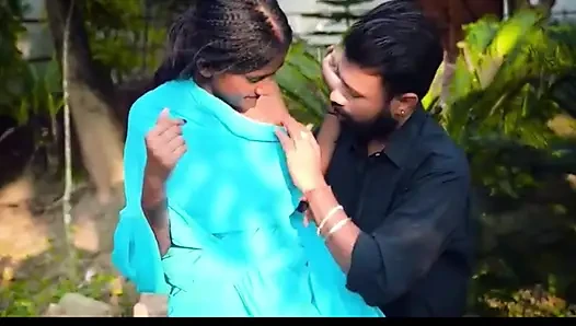 Desi girl ko malik ne jabbar dasti bur me ungali daal diya