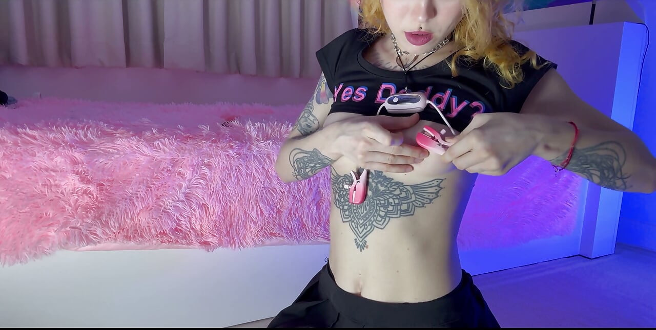 Stepdaddy's Obedient Girl Stretches Her Tight Asshole