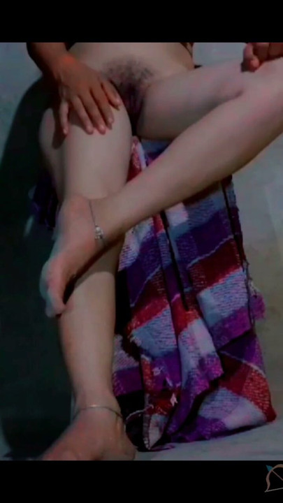 Hot sexy beautiful girl very cool hot pussy sexy pussy very hot very desi girl teen age hot school girl is masturbating we are e | Clip 1