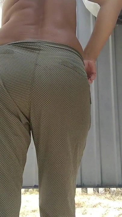 Must-see moment from "Tanned slim beauty changing clothes on the beach in the locker room"