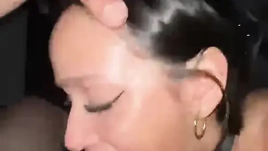 Patronumun yarağını emdim ve götüme vurdu