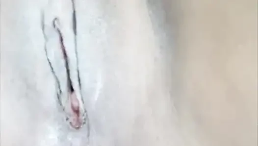 Menghilangkan bulu vagina dengan lilin