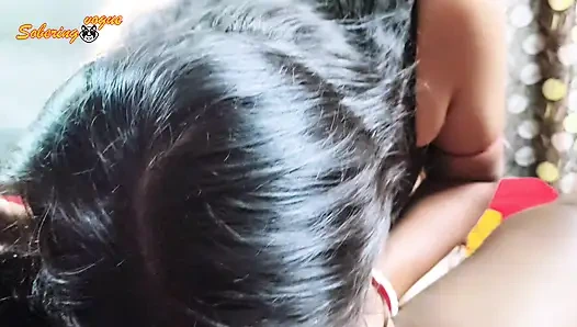 Çok ateşli ve güzel hintli karım seks yapıyor