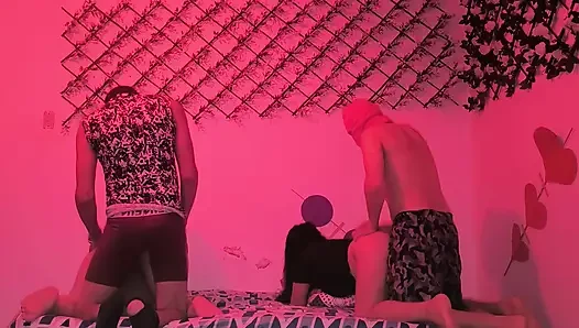 Two couples fuck simultaneously with cheap whores from India