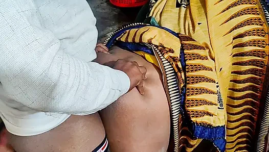 Дези Бхабхи трахнули в задницу