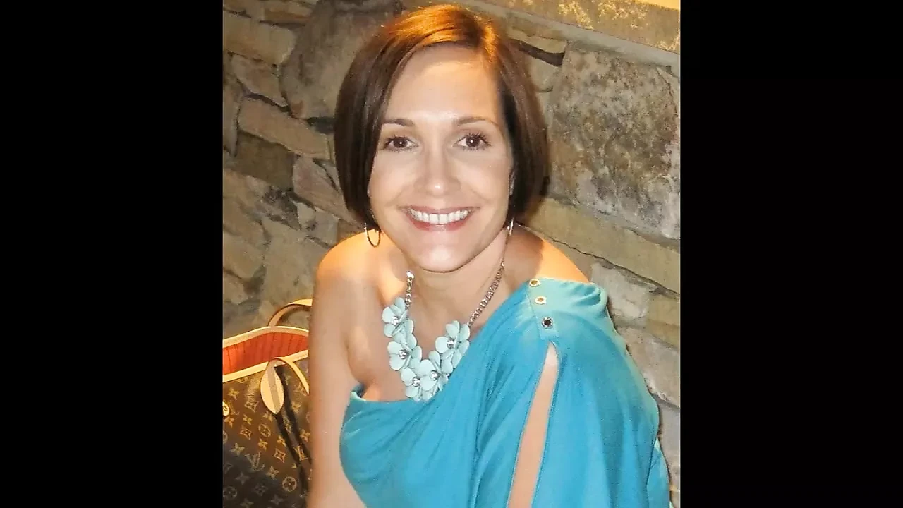 戴绿帽子的风格和热辣妻子 2