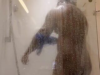Tomando una ducha