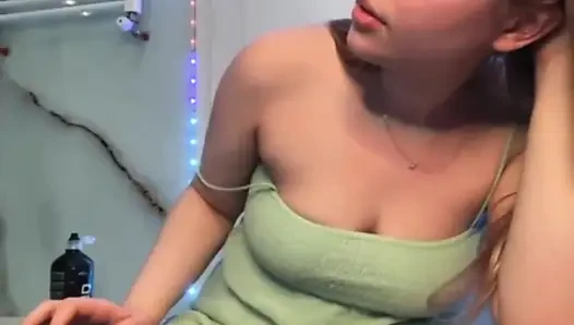 Jucielussie Tits fucking with big dildo