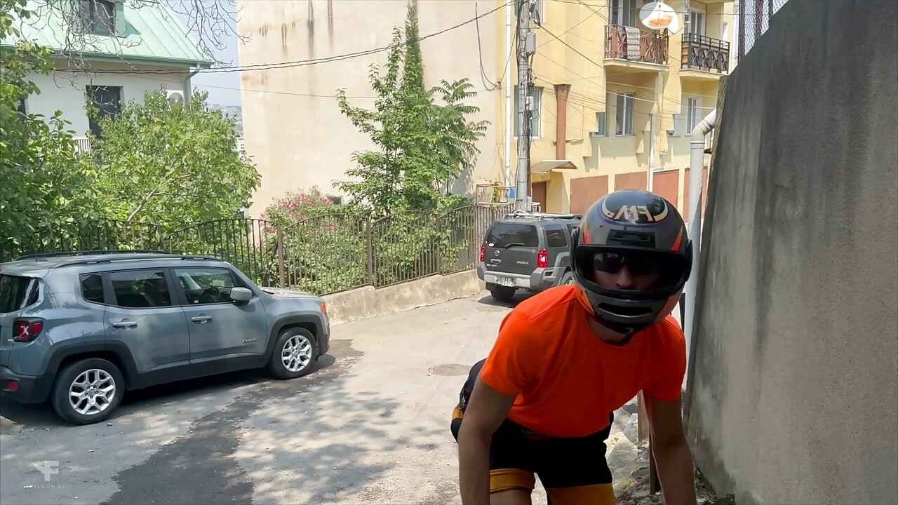 The courier roughly fucks the recipient and cums in his hole.
