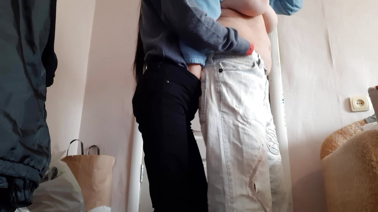Meine freundin und ich verstecke uns vor allen, dass wir lesben sind