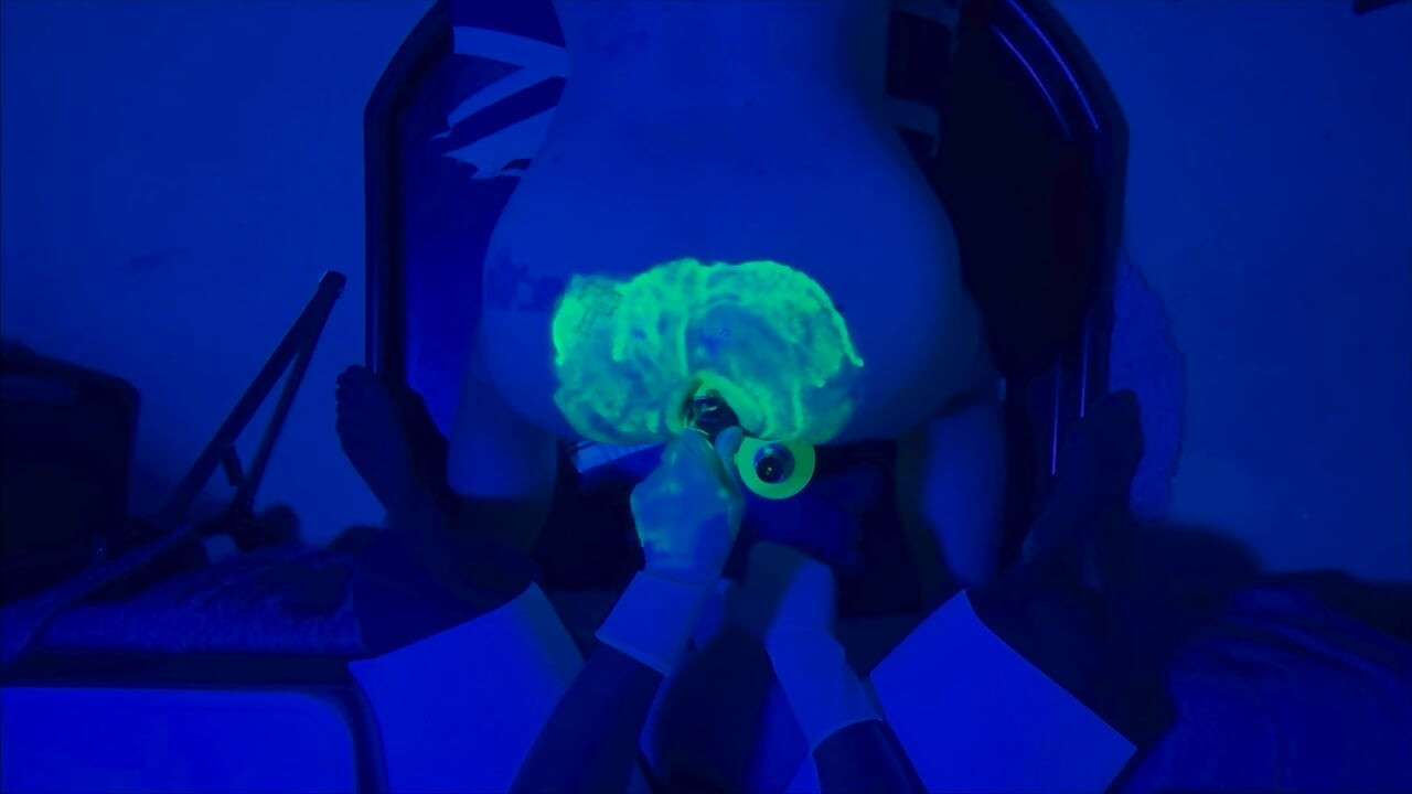 Castigo anal ultravioleta
