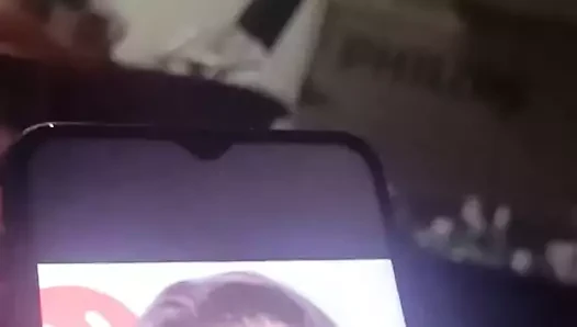 Hailee sürtükfield'a boşalma anısına bölüm 2