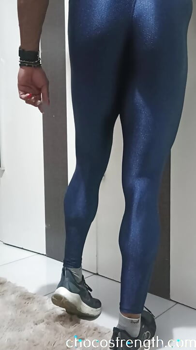 I can easily crush bones with those muscular thighs