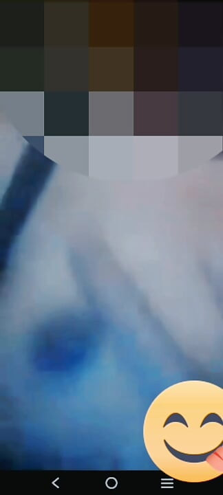 Vau video poziv sa ljubavnikom žene čak i doji