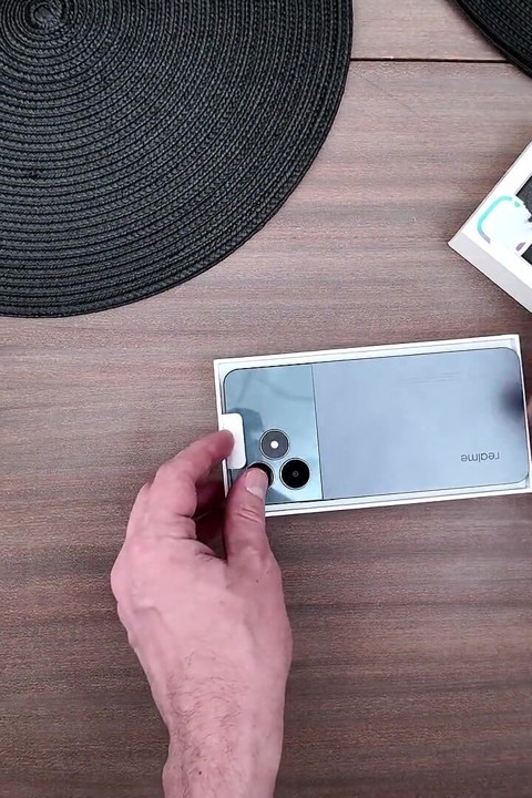 Stupid Stepsis Get Fucked for a Fake Iphone!