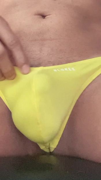Yellow bulge