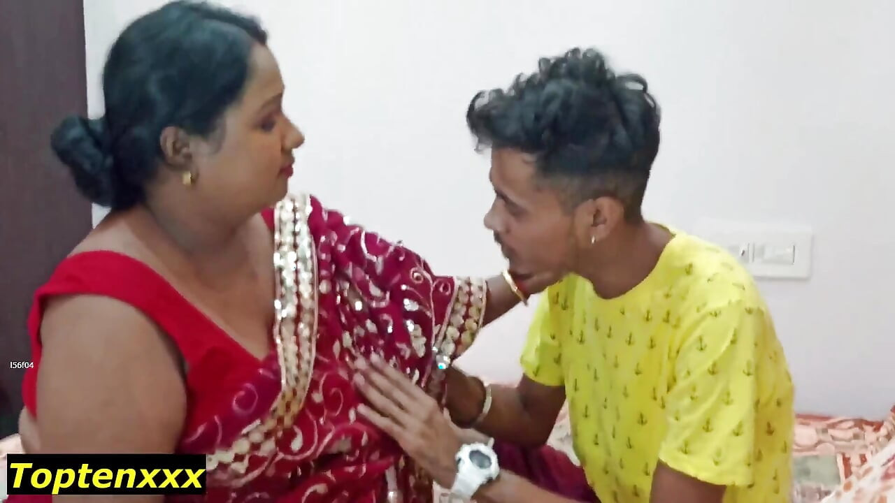Desi Bhabhi Real Homemade Sex with Clear Bangla Talking