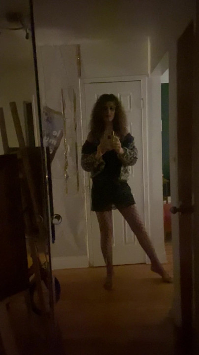 I am dancing