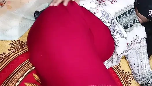 Milfy-ehefrau genießt mit ehemann klare stimme