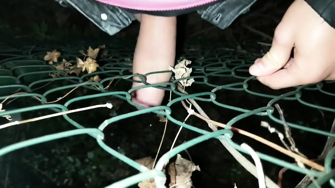 Middle Eastern Twink Cums Through a Fence – He Fucks a Fence Outdoor!!