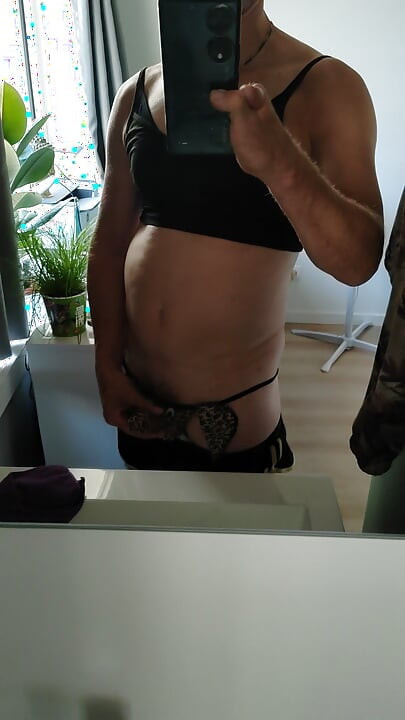 Quente boy - roupas femininas feminizam lingerie engraçada até grande gozada com tesão esperma 3FTBouch