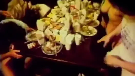 Старый винтажный трах с телочками с большими сиськами