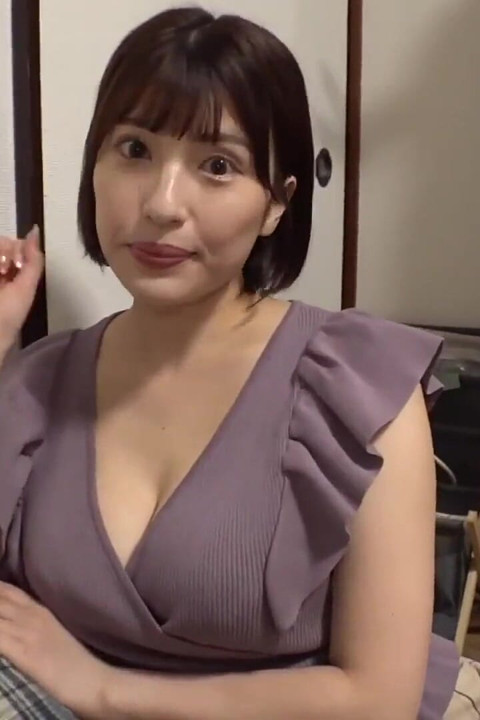 Raw Fuck G-cup Babe with a Fun Traveling Story