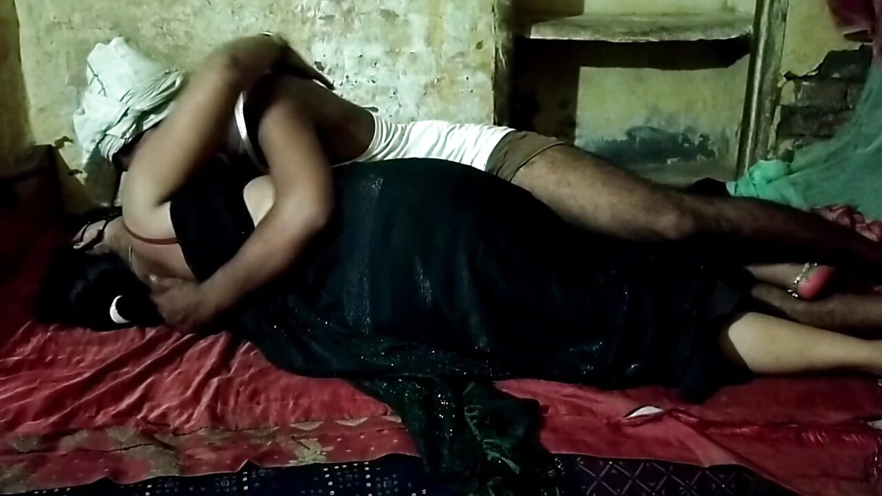 Schöne frisch verheiratete ehefrau betrügt sex! Indischer heißer mädchen- sex