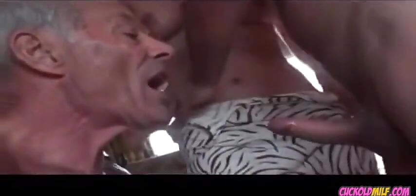 Cuckold MILF and Her Husband Sucking Cock of Their Bull