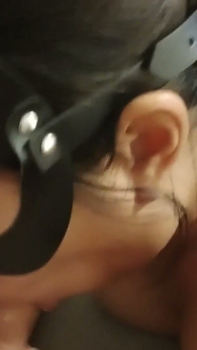 Petite Asian amateur sucks a stranger | Clip 2