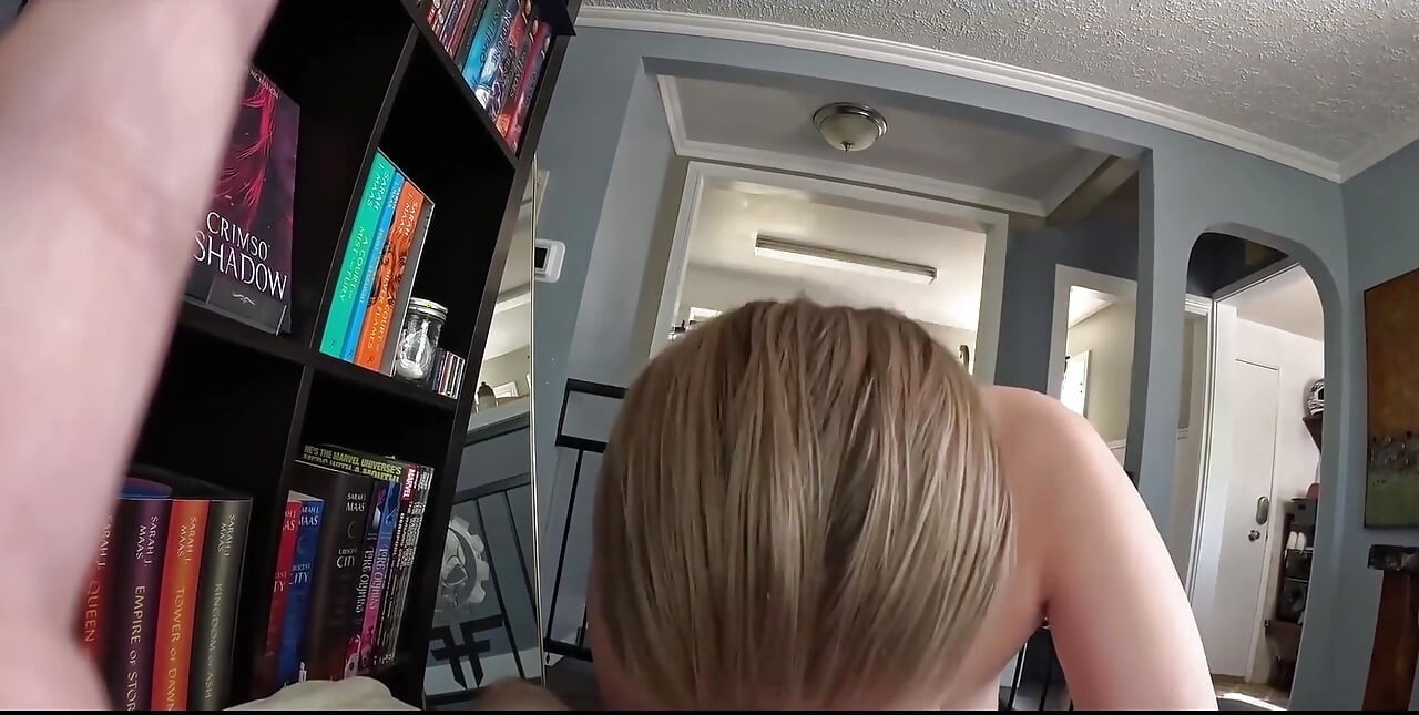 Step-sis Asks for a Deep Oiled up Massage