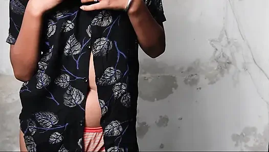 Gadis kampus India berkencan dengan seks viral