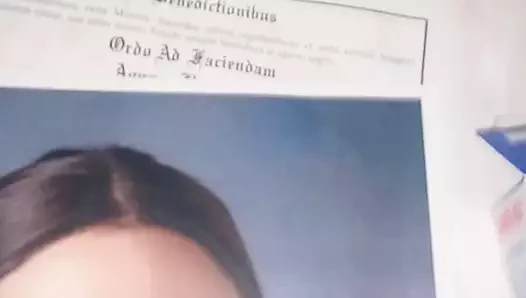 Sborrata omaggio a alexandra ocasio cortez