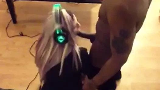 Sex While Playing Video Games Porn