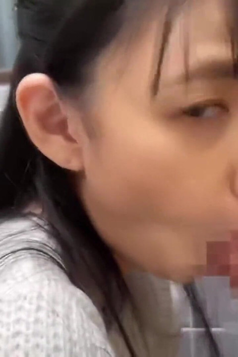 Delicate Gulp Bliss with a Tiny-curve Dark Haired Tease on a Sweet Oral Date Part.1