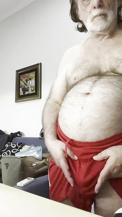 Тренер Карл соблазняет