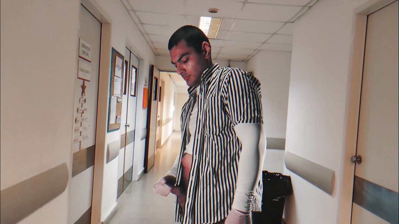 "ทําสิ่งของ" ในโรงพยาบาล - สุภาพบุรุษหมายเลขหนึ่งเซ็กซี่กําลังสนุก - ช่วยตัวเองจนเสร็จ