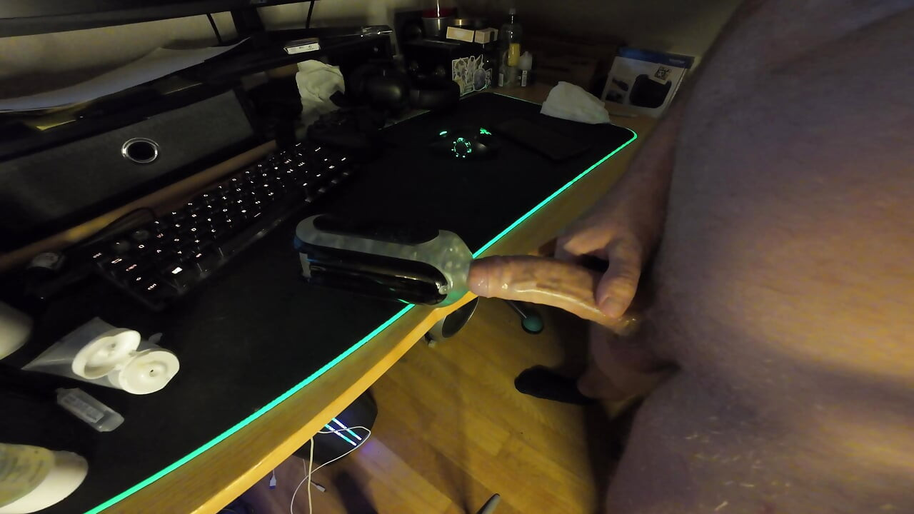 Edging και Dirtytalking στο Fucktoy μου (ακολουθία Livestream)