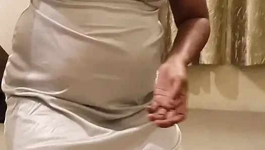 Heiße frau nippelsaugen