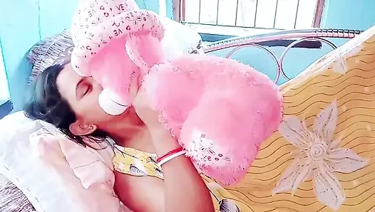 PEHLI BAAR AAPNE GIRLFRIEND SE MILNE JAKE DUSRI LARKI KO CHOD DALA