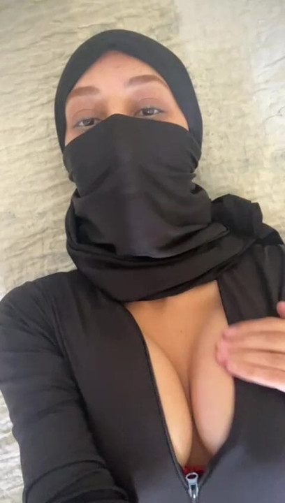 Meine muslimischen möpse hüpfen für dich