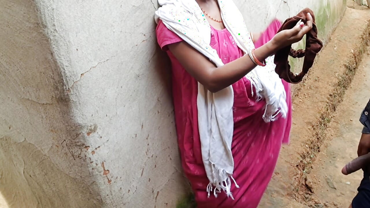 Chachi ki chudai Hot