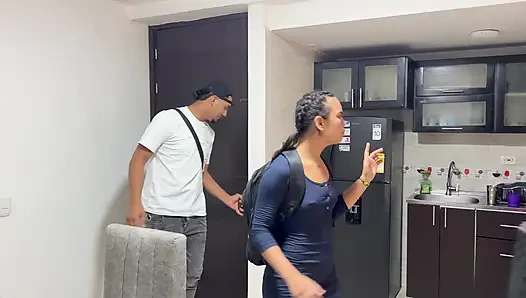 Was könnte passieren, wenn ich ein hotelzimmer mit meinem mann und seinem besten freund teile?
