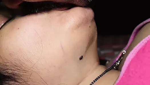 Cewek seksi india dientot habis-habisan sama brijal